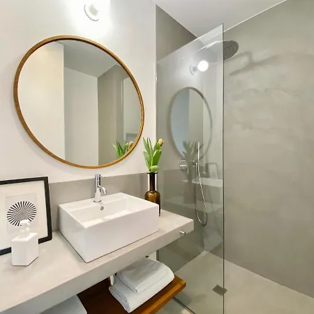 Casa Maceira Guest house Tomino